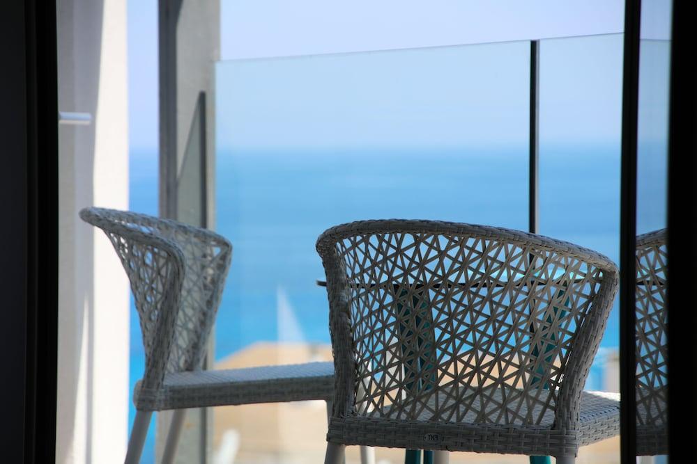 Mar Azul Pur Estil Hotel & Spa (Adults Only) 칼라 라트자다 외부 사진