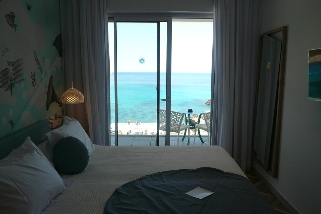 Mar Azul Pur Estil Hotel & Spa (Adults Only) 칼라 라트자다 외부 사진